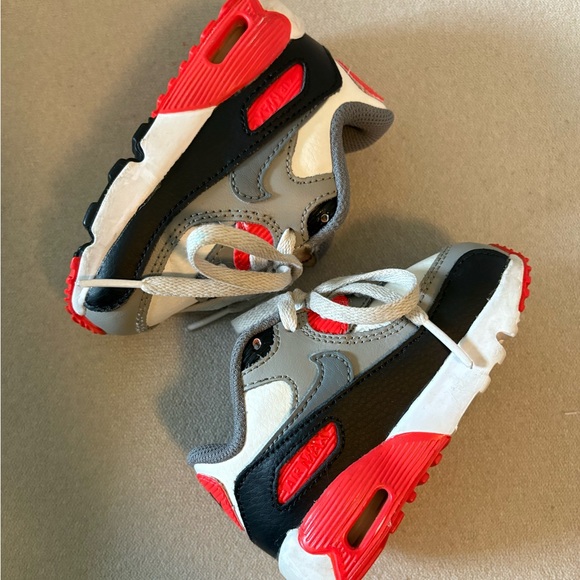 Nike Air Max Sneakers - Picture 6 of 8